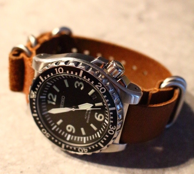 Seiko divers watch on a leather Zulu strap from #cheapestnatostraps.com #seiko #diverswatch #zulustrap #leathernatostrap #natostrap #natoband #klocksnack #watchuseek