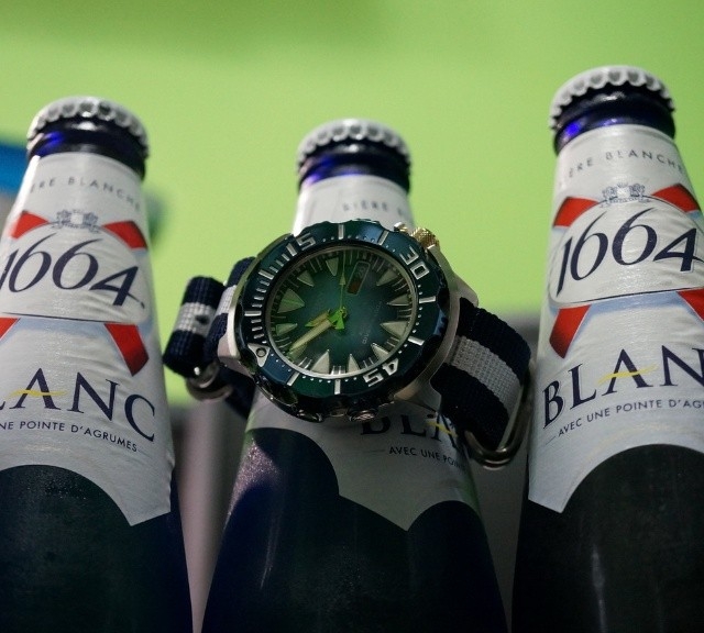 Seiko on a Zulu strap from #cheapestnatostraps.com #seiko #zulustrap #natostrap #natoband #diverswatch #watchuseek #klocksnack