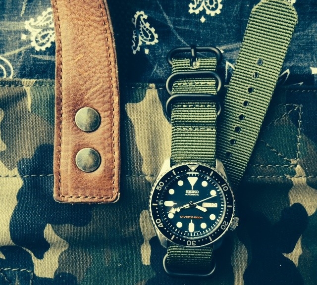 Seiko SKX009 on a PVD Zulu strap from #cheapestnatostraps.com #seiko #diverswatch #natostrap #zulustrap #natoband #klocksnack #watchuseek