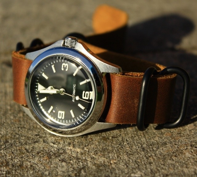 Custom watch on a handmade leather Zulu strap from #cheapestnatostraps.com #leathernatostrap #zulustrap #natostrap #natoband #instawatch