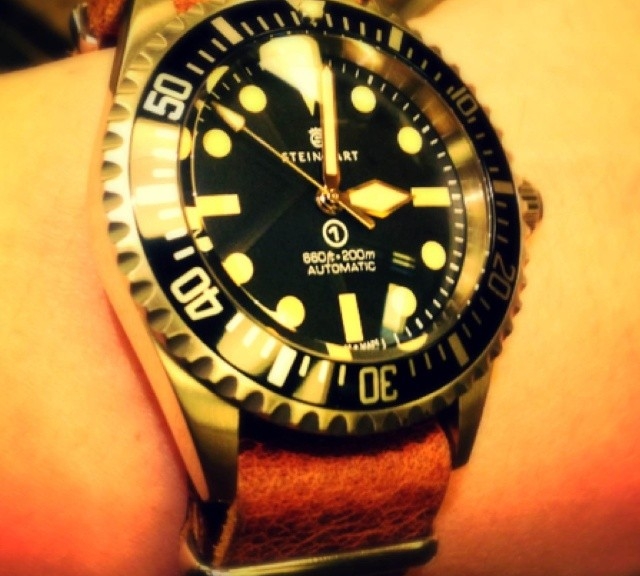 Steinhart on a leather Zulu strap from #cheapestnatostraps.com #steinhart #diverswatch #zulustrap #leathernatostrap #natostrap #natoband #watchuseek #klocksnack