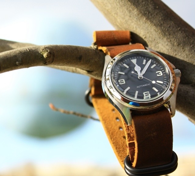Custom watch on a handmade leather Zulu strap from #cheapestnatostraps.com #leathernatostrap #zulustrap #natostrap #natoband #instawatch