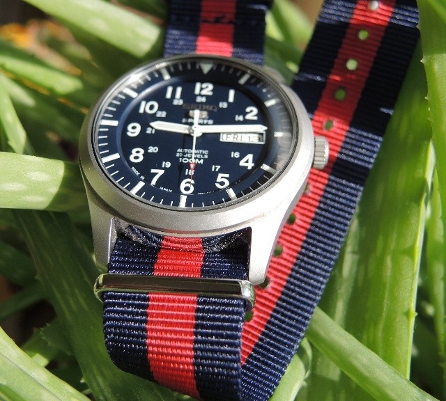 Seiko 5 on a premium NATO strap from #cheapestnatostraps.com #seiko5 #seiko #natostrap #natoband #klocksnack #watchuseek #instawatch #watchesofinstagram #watchaddict #wristporn